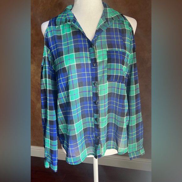 Forever 21 Blue and green plaid chiffon shoulder off top size small - Picture 4 of 7